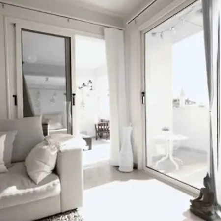 Διαμέρισμα Welcome To Thea Court